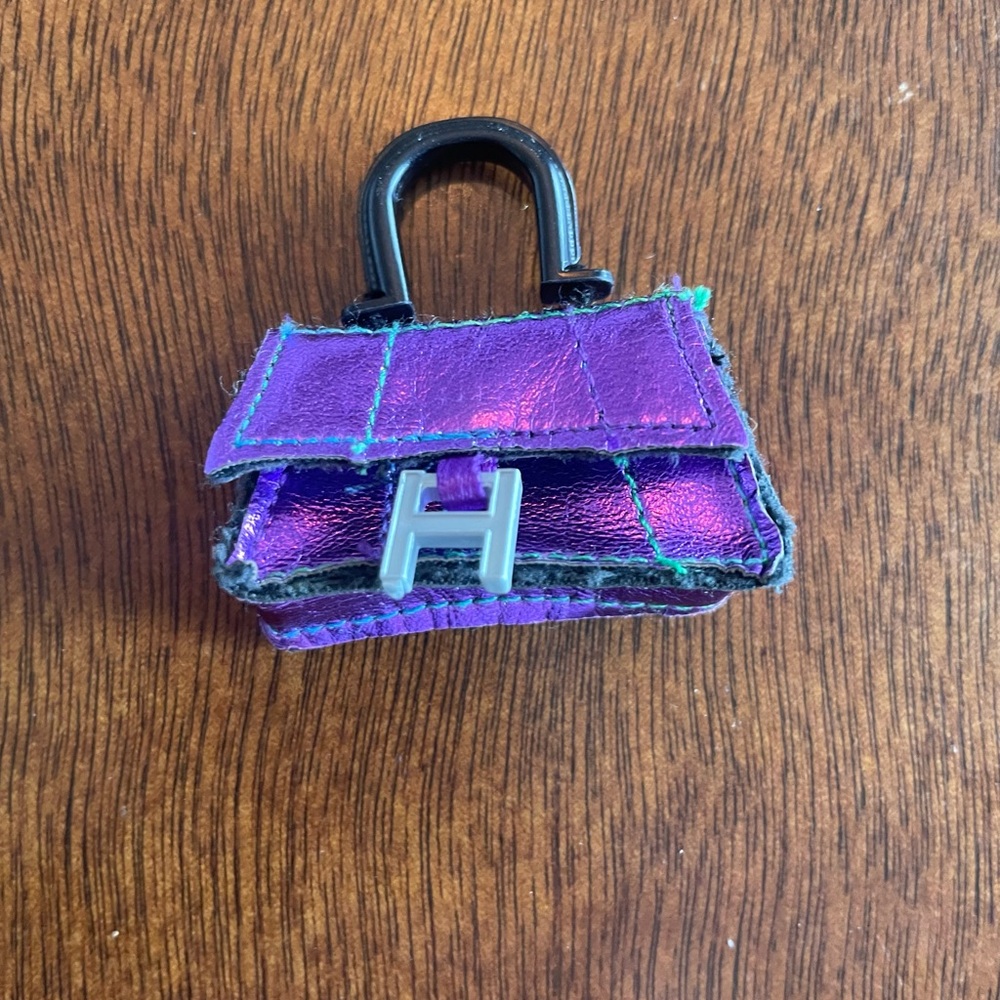 Rainbow High Metallic Purple Flap Bag Opens Purse Handbag Black RH Devious Twins